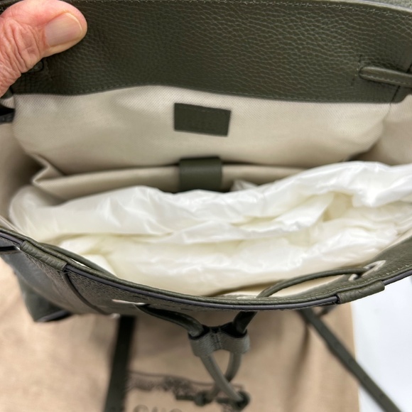 Gucci GG embossed leather LARGE backpack made in Italy NWT - Picture 9 of 14